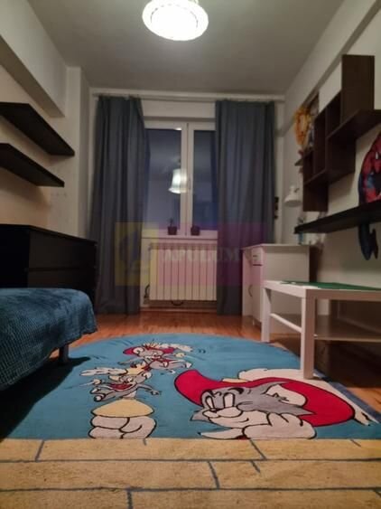 Apartament 3 camere Mega Mall.